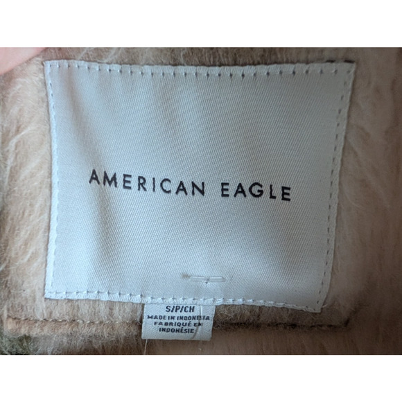 American Eagle Womens Cream Fuzzy Plaid Chore Shacket Gorpcore Outdoor Small - Picture 6 of 10